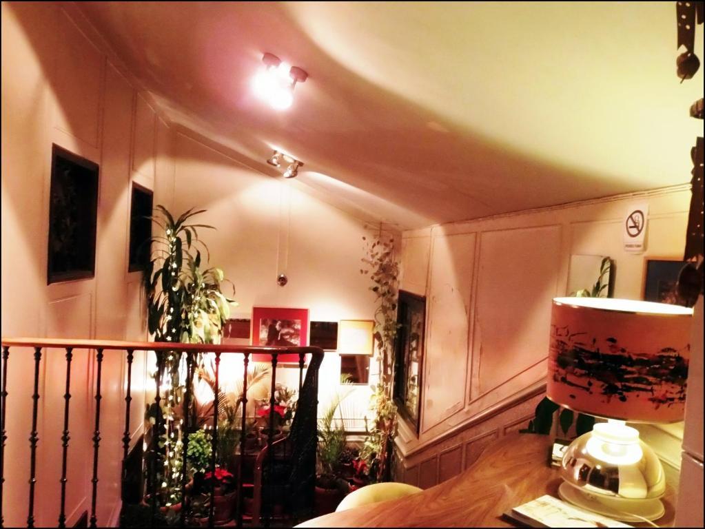 Affittacamere Casa De Huespedes Dolce Madrid